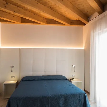 Mara Hotel 3*